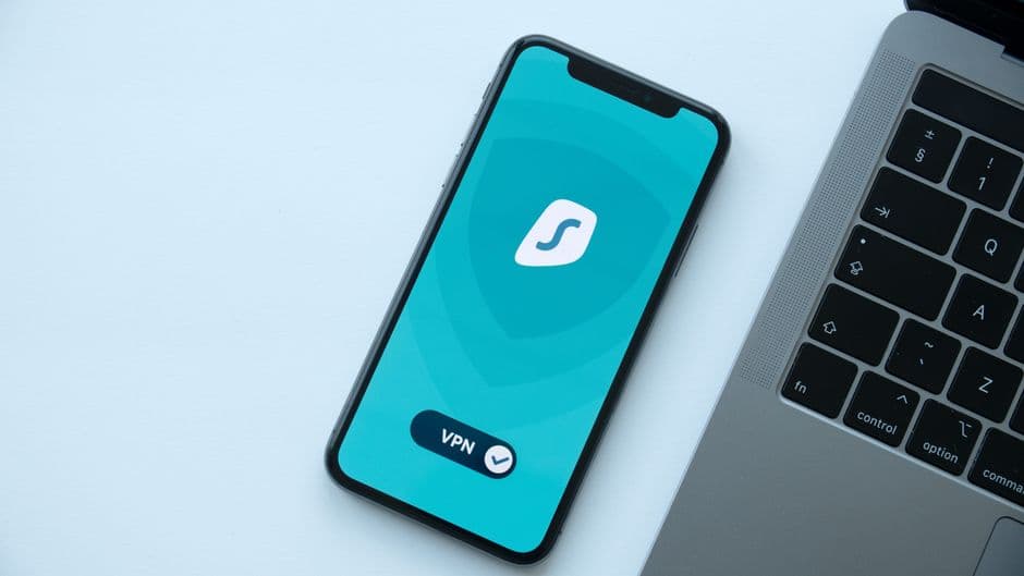 Подключитесь к VPN