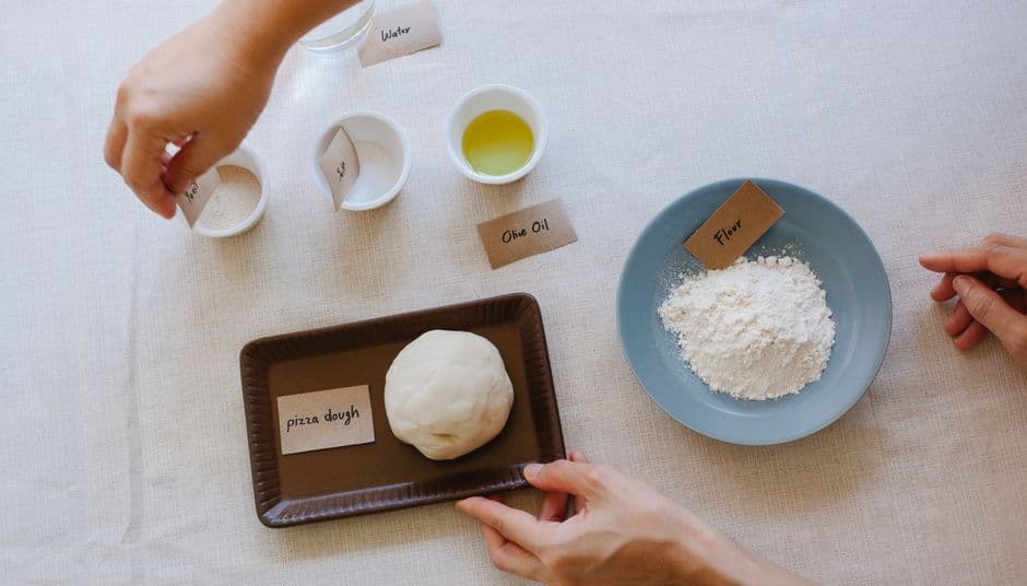 How to Make Homemade Pizza Dough from Scratch