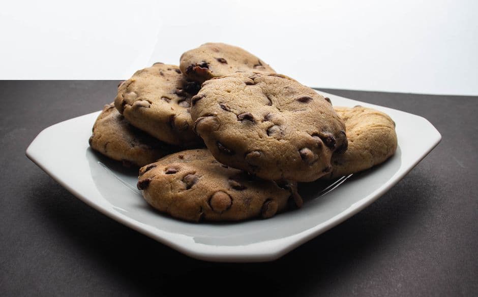 How to Bake Soft Chocolate Chip Cookies