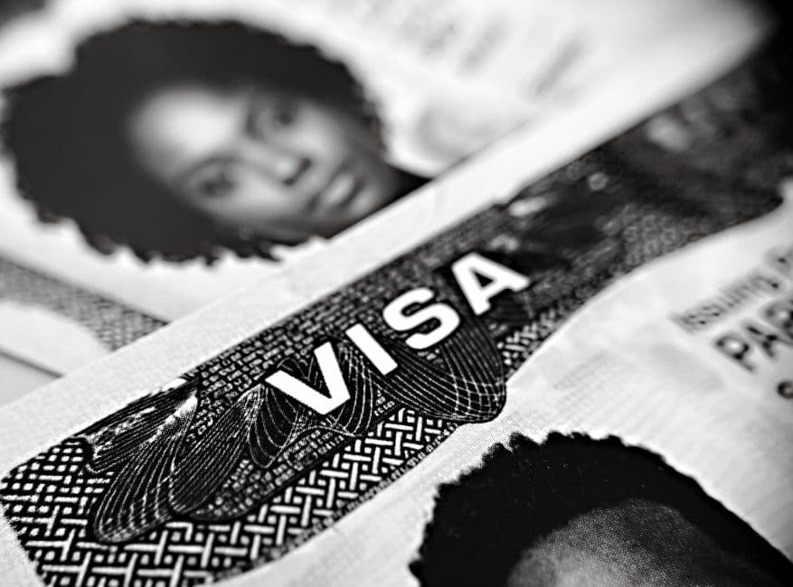 Создайте заявку на официальном сайте